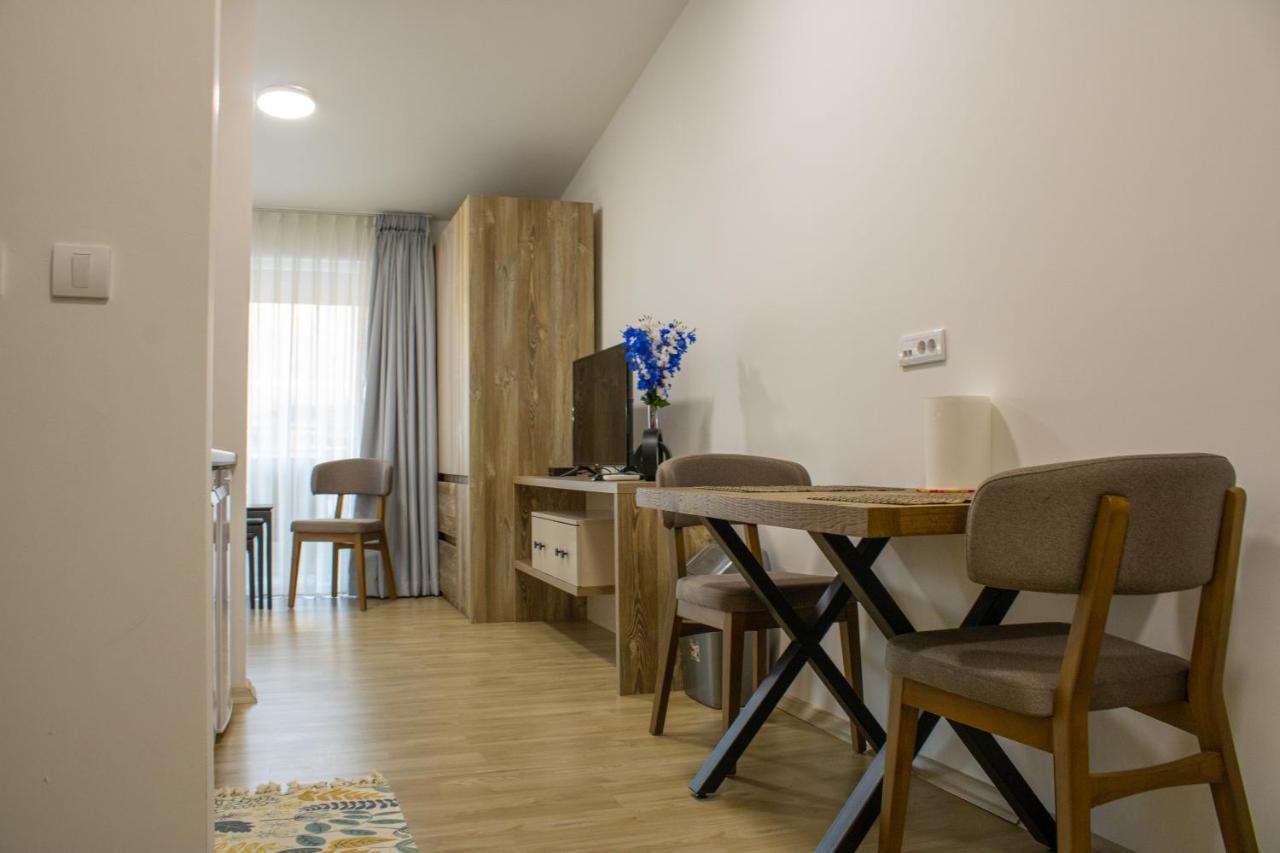 City Center Apartment 2 Ohrid Bagian luar foto