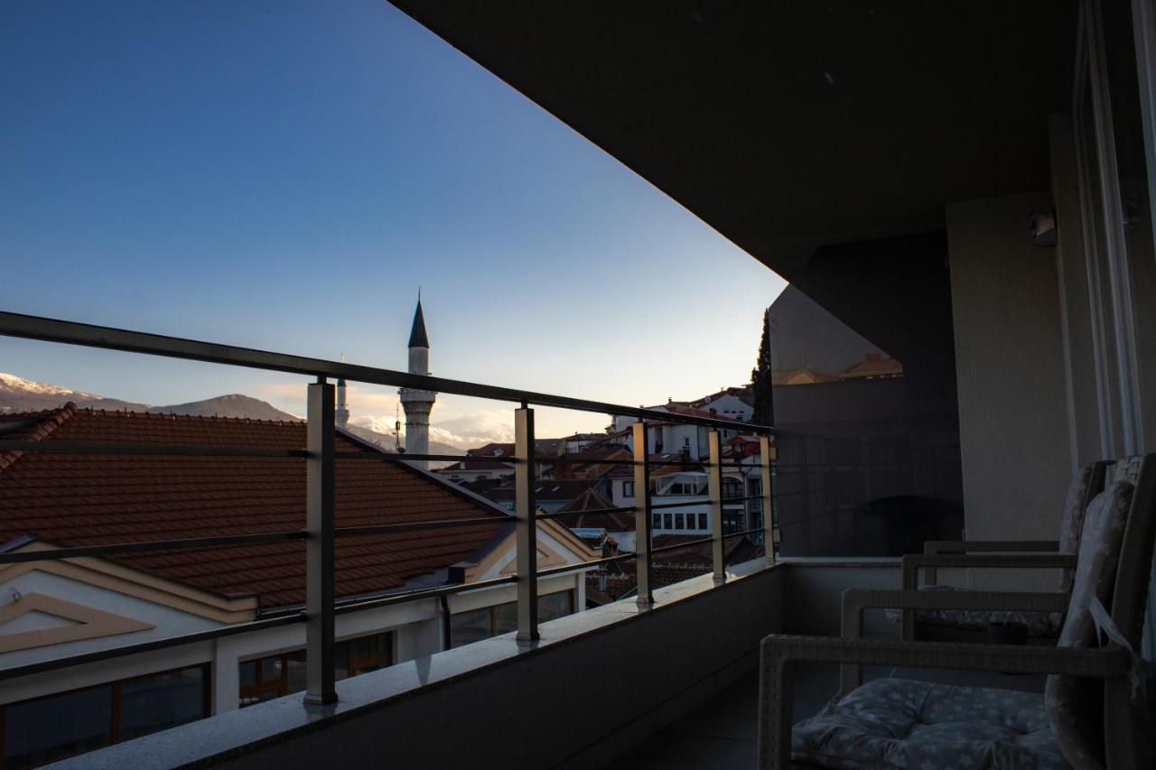 City Center Apartment 2 Ohrid Bagian luar foto