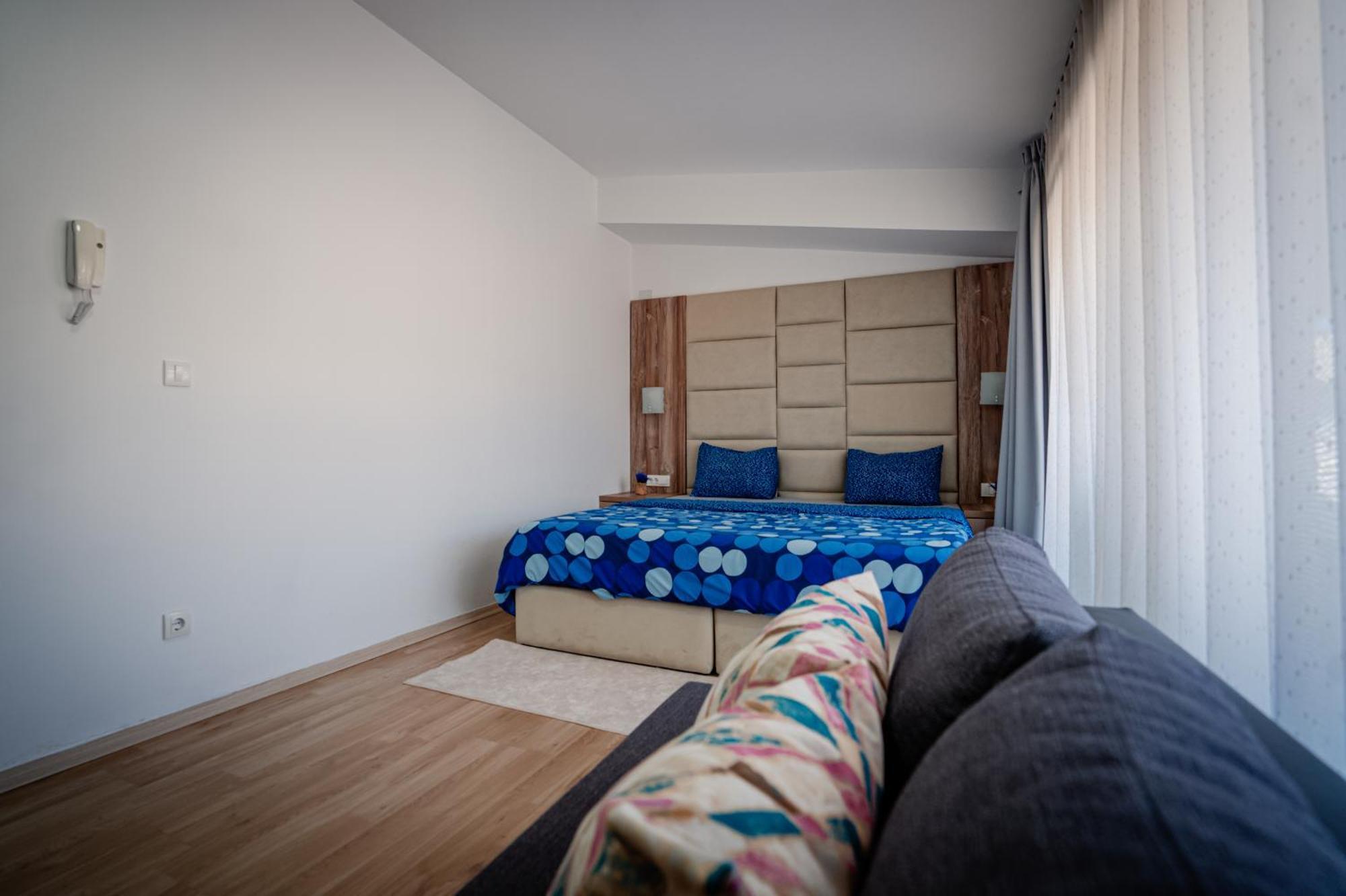 City Center Apartment 2 Ohrid Bagian luar foto
